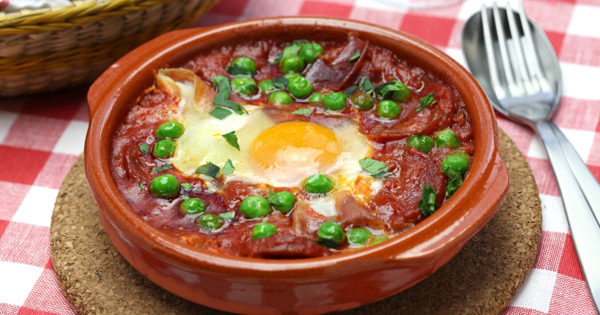 Sevilla gastronomija - huevos a la flamenca
